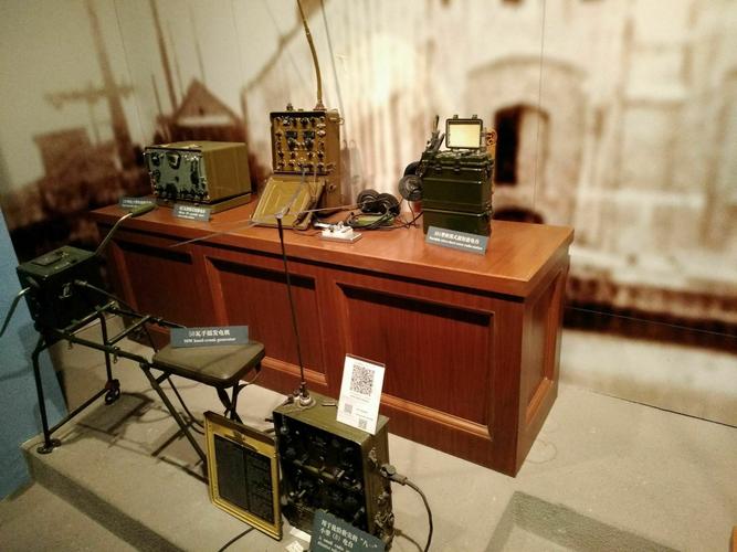 周末抽空去上海电信博物馆参观地点在延安东路外滩附近展馆内容比较