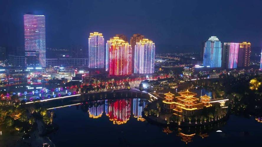 永川华茂商圈获选重庆市级夜间文化和旅游消费集聚区_三峡广场_城市