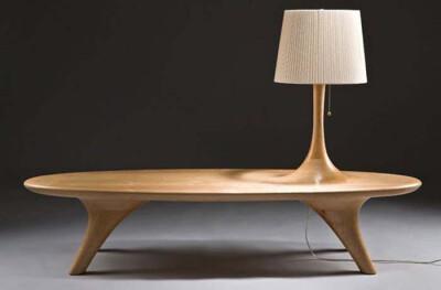 韩国设计师设计了一款名为《grow up the light》的灯桌.