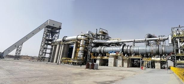 国内首台套60万吨粉煤热解回转反应炉.资料照片