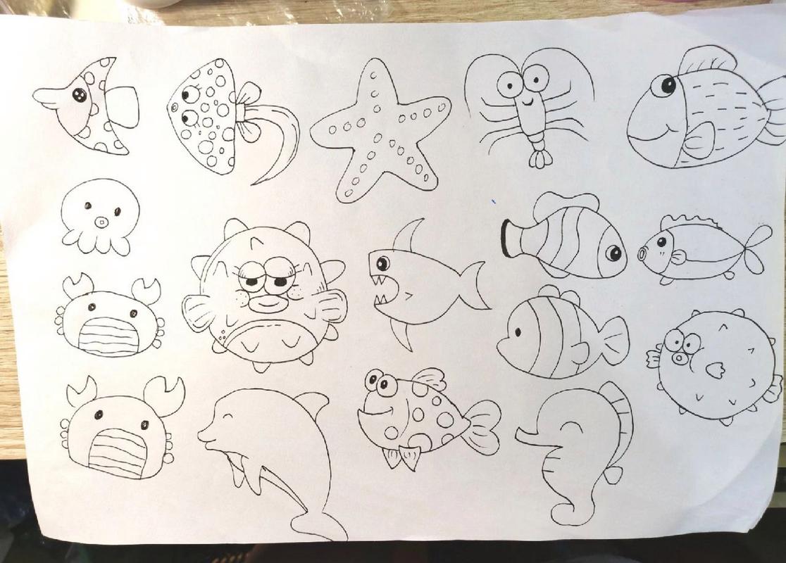 简笔画|海洋水里动物鱼螃蟹(附上色图) 海洋动物之#鱼,鲨鱼,海豚,河豚