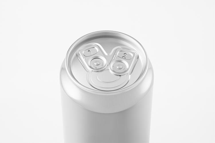 nendo 设计了两个拉环的啤酒易拉罐,要精准控制泡沫的比重 | 新科技吧