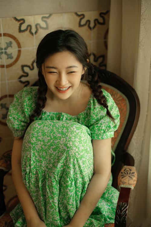 姜嫄,1995年1月22日出生于北京市,毕业于中央戏剧学院,中国内地女演员