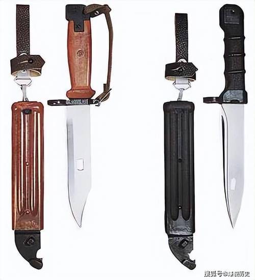 世界第一款多用途刺刀,苏联akm刺刀,美国m9,中国95共同的师傅_刀柄