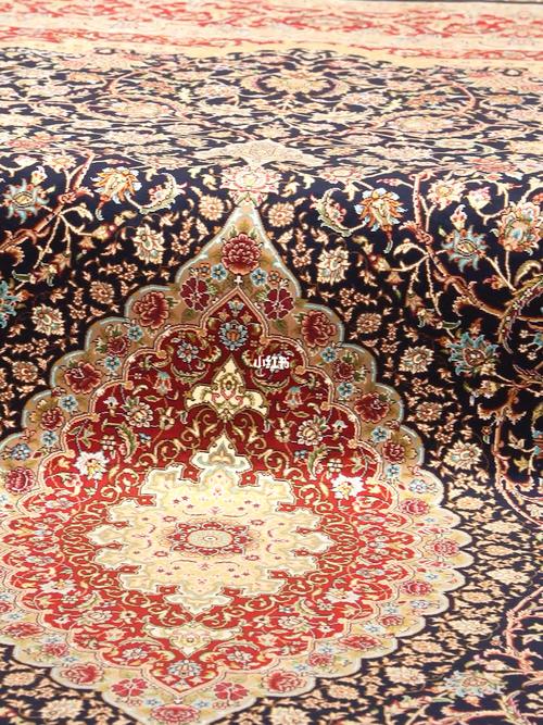 手工真丝地毯  #手工地毯  #波斯地毯
