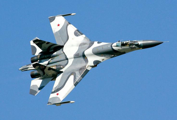 俄罗斯苏-27战斗机 - 兵器百科 - 谋略学