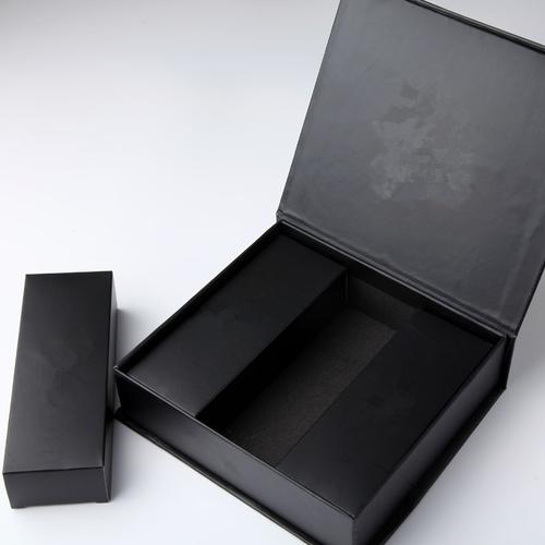 新款礼盒翻盖包装盒磁性长方形黑色礼品盒可加logo批发牛皮纸盒