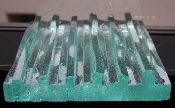 什么是热熔玻璃 热熔玻璃的特点,应用及制作工艺