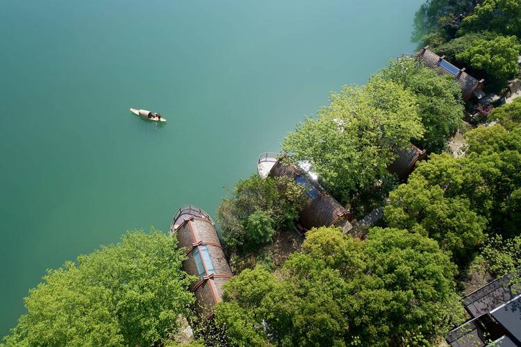 杭州富春江船屋从富春山居图里走出的中国绝美山水酒店