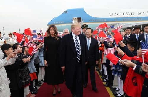 特朗普总统抵达中国