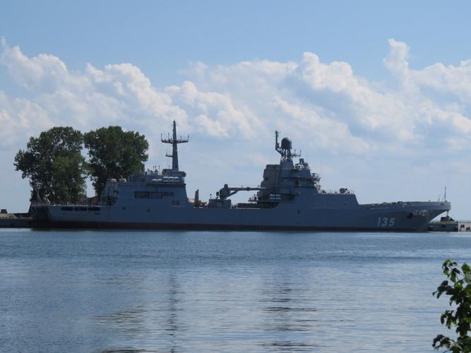 自苏联解体后,俄罗斯海军水面舰艇的日子就一直不太好过.