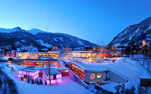 林德纳阿尔卑斯温泉在冬季,黄昏,雪,山,灯,瑞士 iphone 壁纸