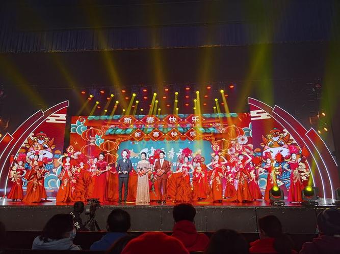 "圆舞者的春晚梦"祝贺北碚老年大学时装队登上《2021年重庆市中老年