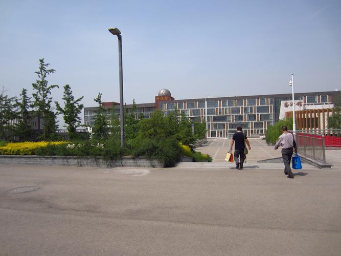 淄博中学风景图片