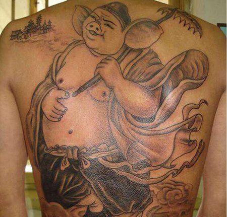 背部猪八戒纹身图案