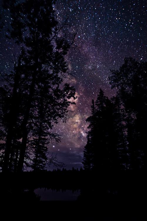 个性网-美图-唯美意境夜晚星空风景