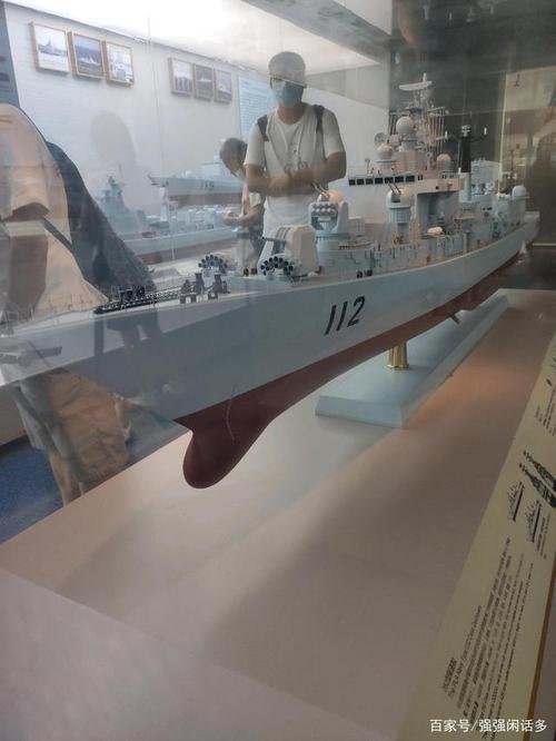 中国航海博物馆里的中国海军舰艇