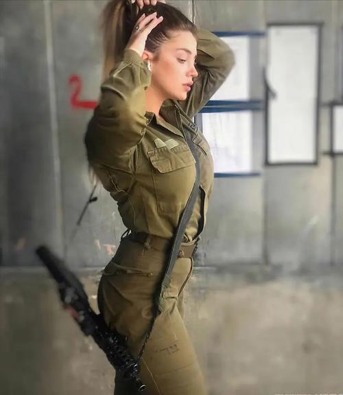 以色列美女女兵身材高挑美如花晚上可去兼职被俘易遭受凌辱