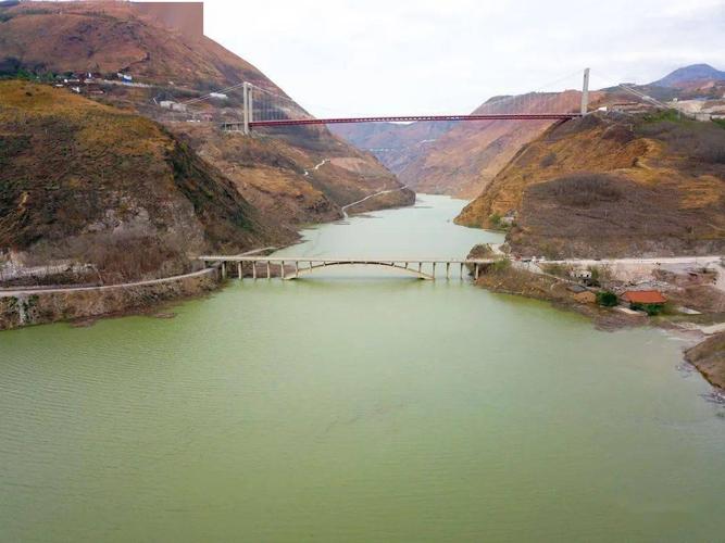 白鹤滩水电站开始蓄水葫芦口大桥成了网红桥完成23年通行使命即将