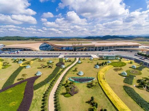 国务院批复同意铜仁凤凰机场获批正式对外开放