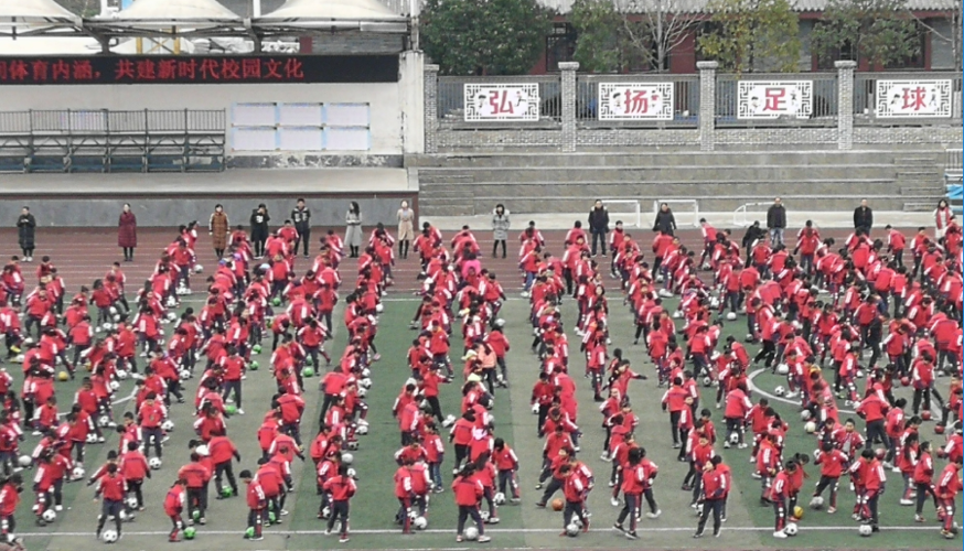 请听我们向祖国的报告剑阁县龙江小学校庆祝建党百年师生朗诵诗稿