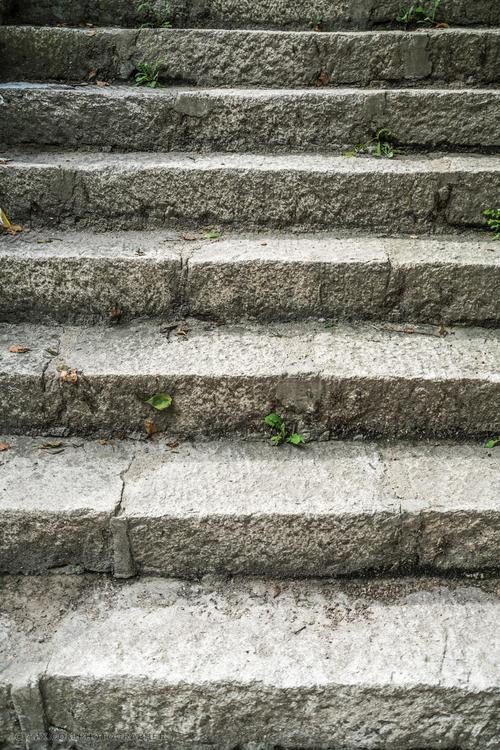 一步一步登高的石梯 建筑 石头 楼梯 登山 阶梯 路 登高 台阶 石块 石