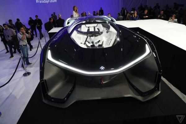 霸气:乐视-法拉第未来电动概念车亮相
