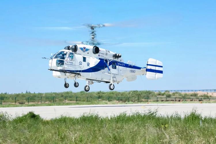 全国首架鄂尔多斯ka32警用直升机完成十年定检