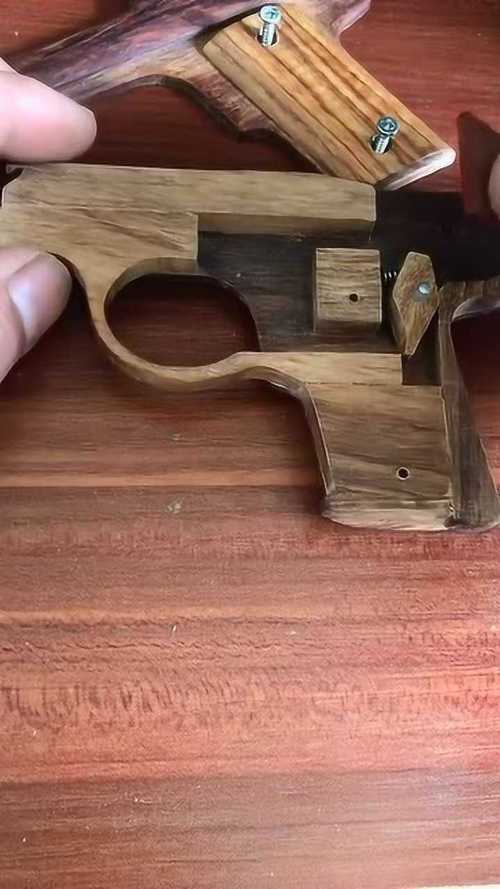 教你做简单的木头小木枪
