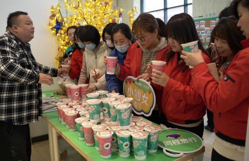 免费送奶茶同程旅行联合茶话弄推出女神节跨界营销活动