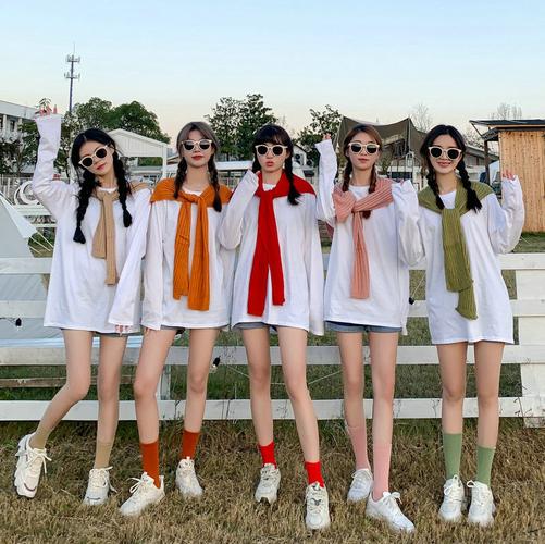 韩版网红针织披肩闺蜜装姐妹旅游拍照团体服套装沙雕聚会搞怪t恤