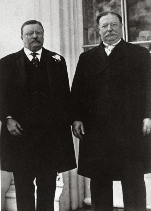 1907年,西奥多·罗斯福(左)与威廉·霍华德·塔夫脱(右)美国南北战争