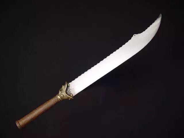 龙泉宝剑从古至今大刀背上的锯齿是干什么用的