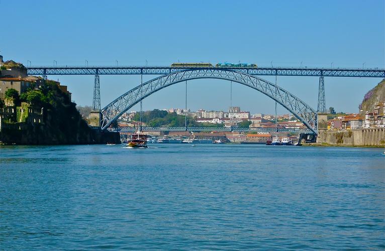 葡萄牙波尔图市拱桥雄姿porto