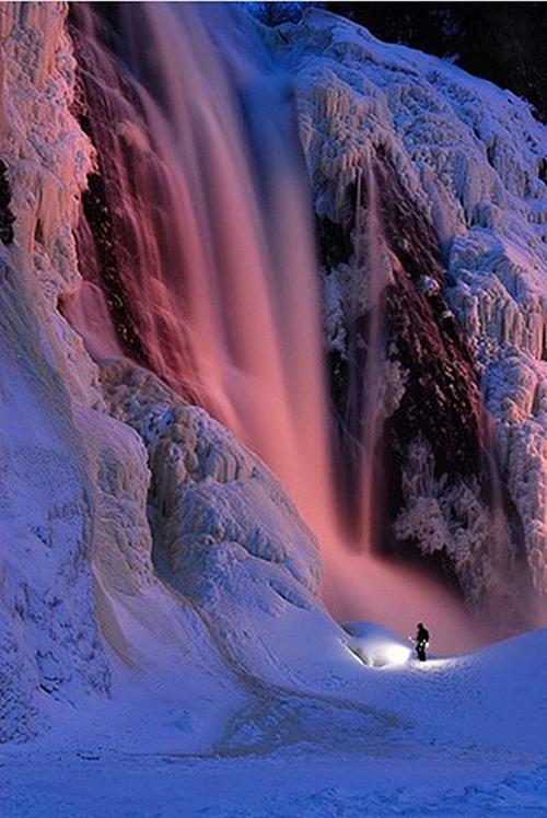 瀑布是地球上最壮观最震撼的自然景象之一飞流直下的雄浑壮美和雷霆