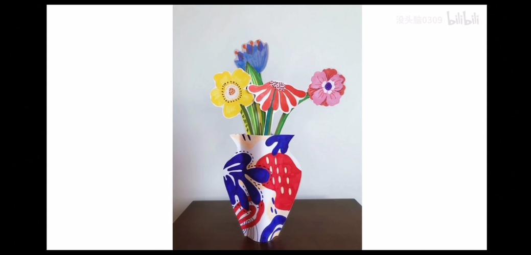 《纸花瓶》—市小空中美术课堂