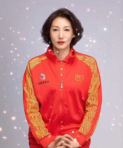 奥运冠军王丽娜:大花臂瞩目,退役当老板,40岁生娃很幸福|中国女排