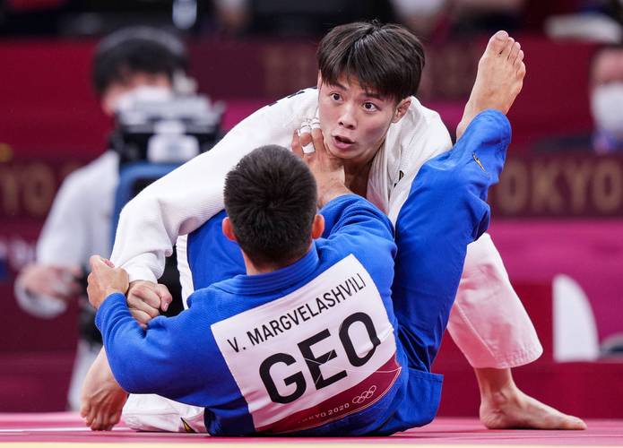 柔道——日本选手阿部一二三夺得男子66公斤级冠军