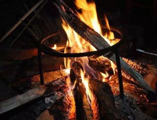 在湖南围炉烤火才算过冬