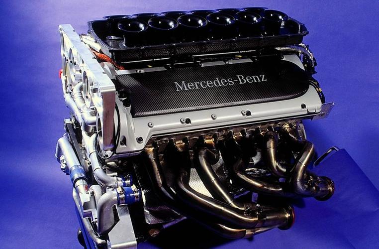 奔驰v12发动机如何成为传奇顶级超跑都在用