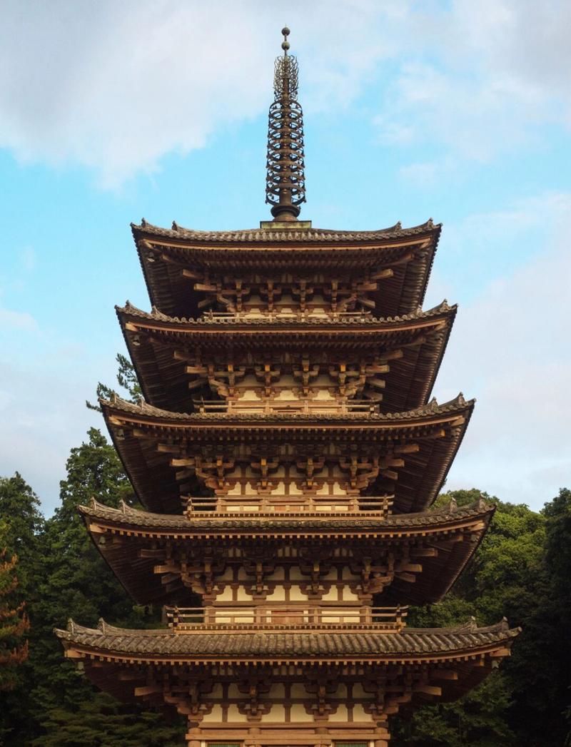 京都颇具代表性的四座"五重塔" 【东寺】 东寺五重塔高约55米,等同于