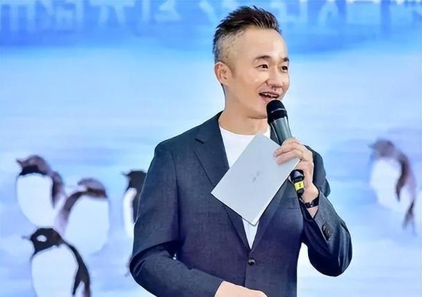 最美主持王萌萌曾是东南卫视当家主持却在婚后淡出荧幕