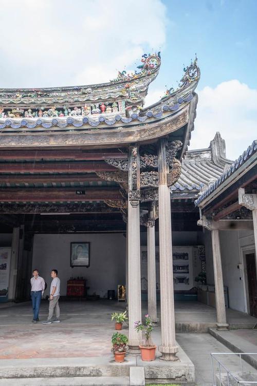 潮州从熙公祠,典型的潮汕近代祠堂建筑,简直不要太美了
