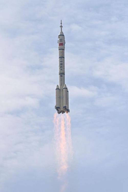 神舟十六号载人飞船开启中国载人航天进入空间站应用新阶段