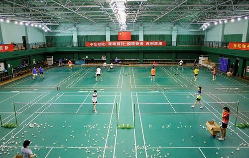 全国羽毛球后备人才基地介绍北京市什刹海体育运动学校