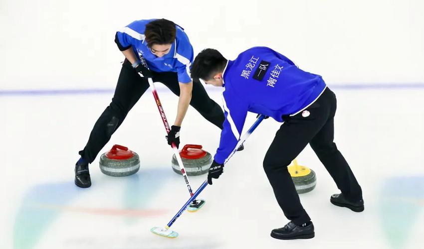 20232024赛季全国冰壶锦标赛收官黑龙江冰壶队包揽男女项目冠军