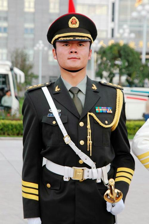 解放军仪仗队是军旅标兵 写美篇      一些国家也非常认可中国仪仗 