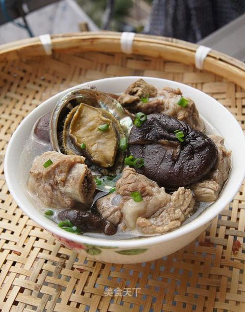 香菇排骨鲍鱼汤