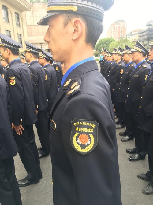 杭州综合行政执法局正式挂牌 城管绿制服将消失