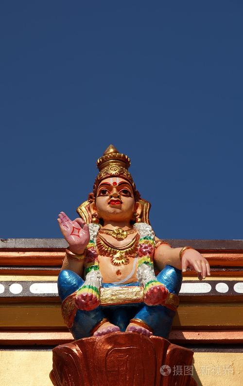 诸神的印度寺庙的传统佛像